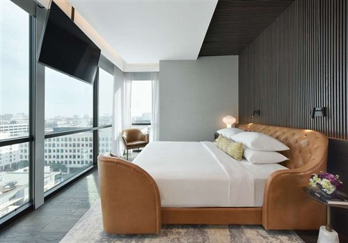 Canopy by Hilton San Francisco SoMa >