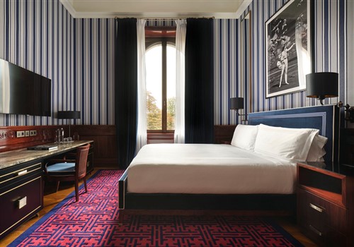 Casa Cipriani Milano > Casa Cipriani Milano >