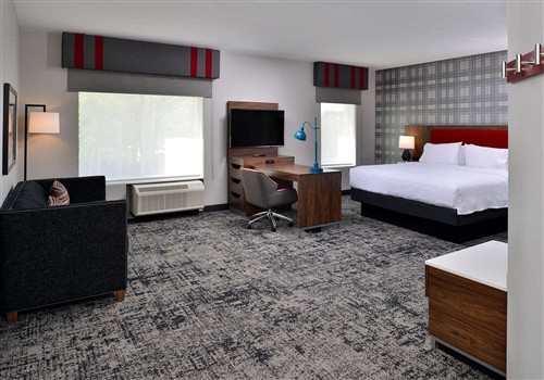 Hampton Inn & Suites Greensboro Downtown Hampton Inn & Suites Greensboro Downtown