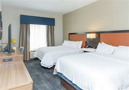 Hampton Inn & Suites Morgantown / University Town Centre Hampton Inn & Suites Morgantown / University Town Centre