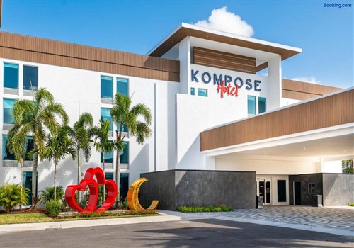 Kompose Boutique Resort at Theme Parks Kissimmee Kompose Boutique Resort at Theme Parks Kissimmee