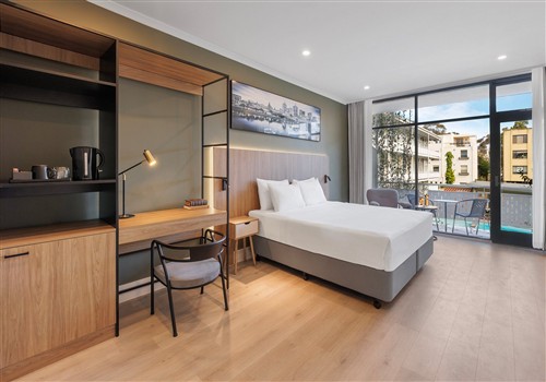 Park_Inn_by_Radisson_Melbourne_Carlton