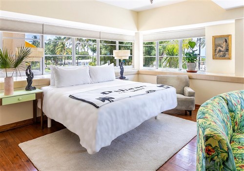 Pelican Hotel Miami Beach Pelican Hotel Miami Beach