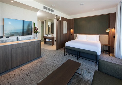 The George Glenelg The George Glenelg