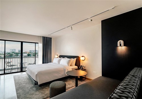 The StandardX, Bangkok Phra Arthit The StandardX, Bangkok Phra Arthit