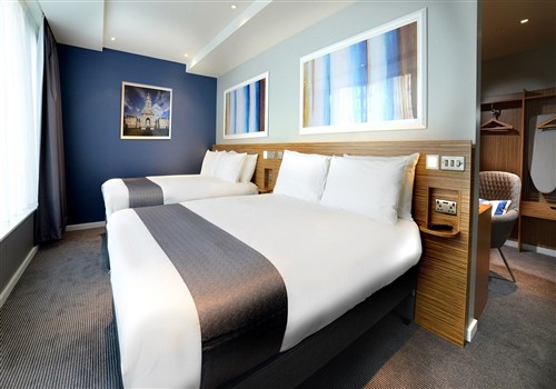 Travelodge Plus Dublin City Centre > Travelodge Plus Dublin City Centre >