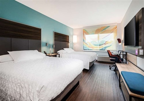 Tru_by_Hilton_Bradenton_I_75