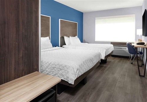 ru by Hilton Gilbert