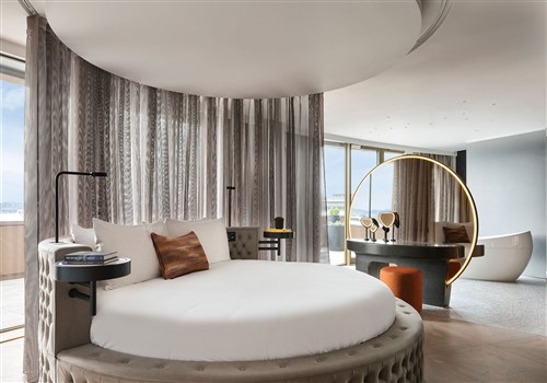 W Edinburgh W Edinburgh