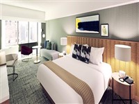 New IHG Hotel in Downtown Chicago 2022 >