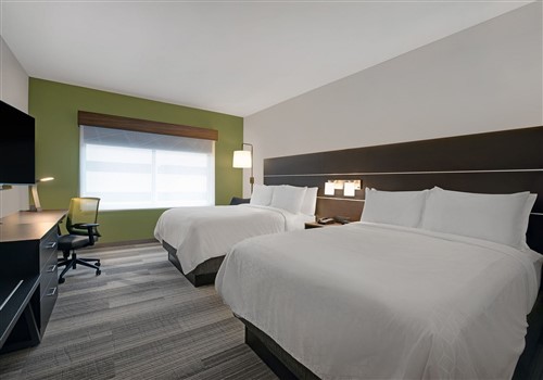 New IHG Hotel in Downtown Milwaukee 2020 >