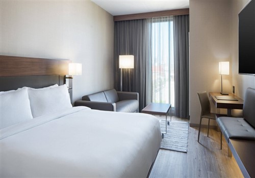 New Marriott hotel in Clearwater Beach opened in 2022 >