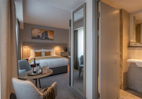 New Samuel Hotel Dublin 2022 > New Samuel Hotel Dublin 2022 >