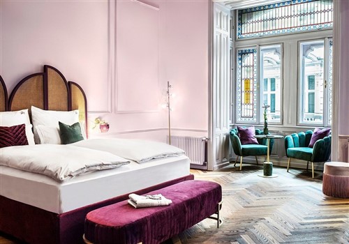 New boutique hotel in Vienna opened in 2021 >