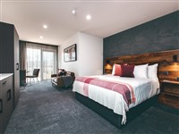 New boutique hotel in Hobart opened in 2018 >