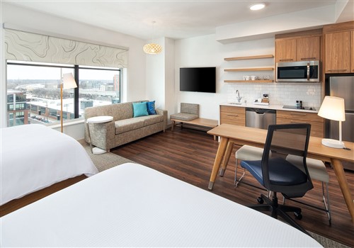 New hotel 1n Downtown Minneapolis 2020 >