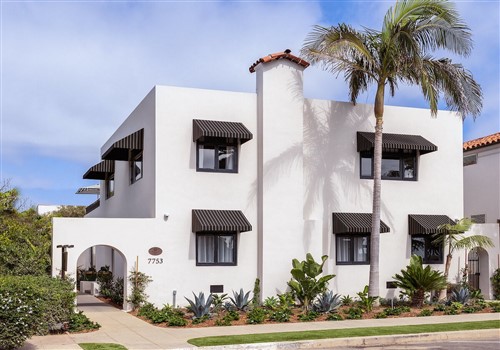 New Hotel in La-Jolla CA 2022 >