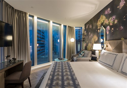 New hotel in Vancouver CBD 2018 >