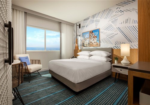 New hotel in San Diego opened in 2021 >