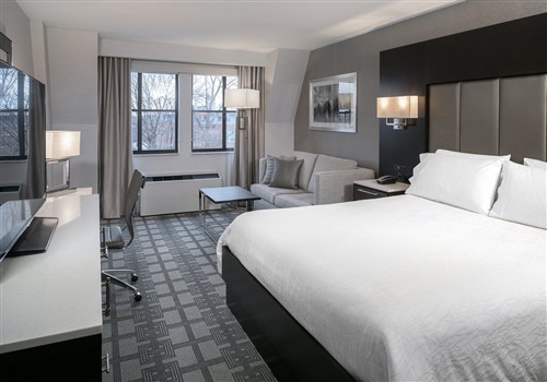 New hotel near San Jose Airport opened in 2022 >