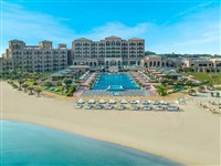 New luxury resort in Manama, Bahrain opened in 2018 >