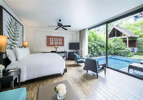 New luxury resort in Phuket 2021 >