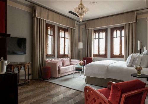 Nolinski Venezia > Nolinski Venezia >