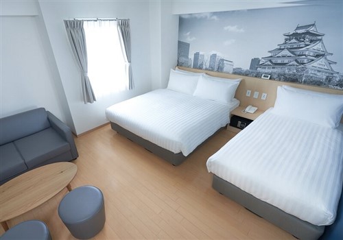 Travelodge Honmachi Osaka >